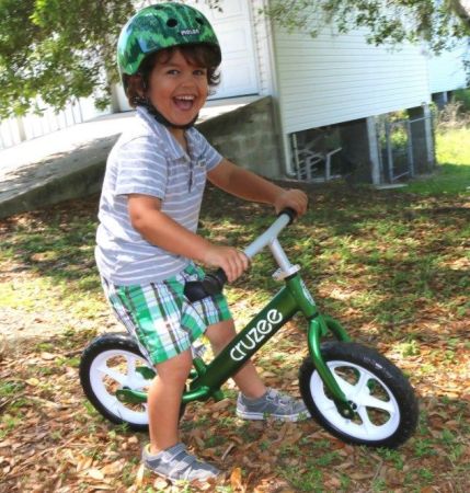 Беговел Cruzee UltraLite EVA Green