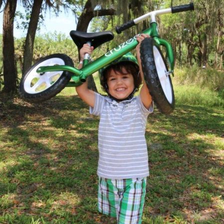 Беговел Cruzee UltraLite EVA Green