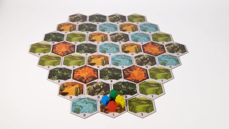 Настольная игра Lavka Games Охотники за реликвиями